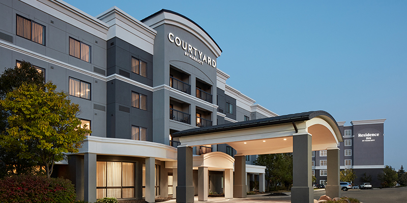 Courtyard by Marriott Mississauga-Airport Corporate Centre West
